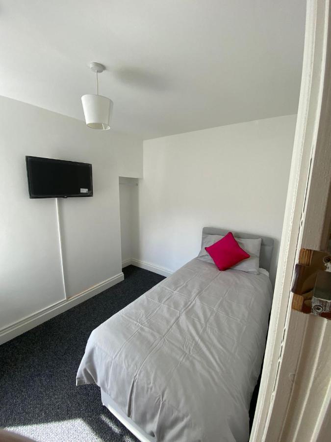 174 Boaler Street Hotell Liverpool Exteriör bild