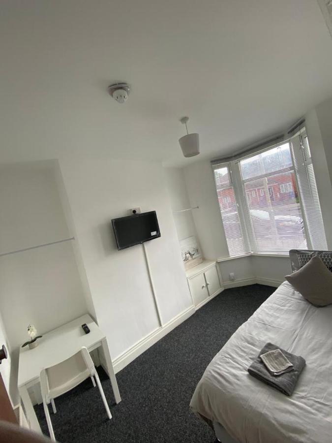 174 Boaler Street Hotell Liverpool Exteriör bild